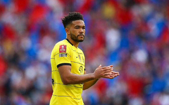 帕尔默状态起伏：切尔西核心的挑战与球队应对策略